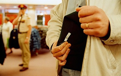 Számítógépes játékokat lopott két prágai férfi 