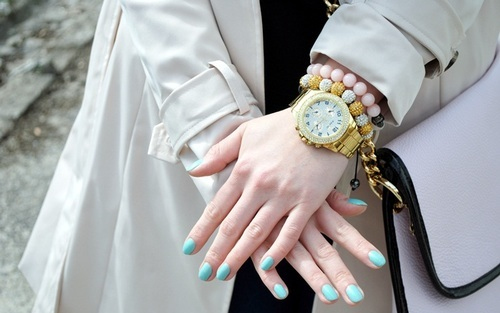 Gyermekfigyelő karóramobilt dobtak piacra Kínában