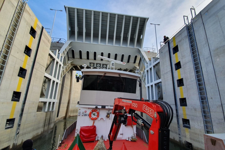 Üzempróbát tartottak Mosoni-Dunán épült zsilipen