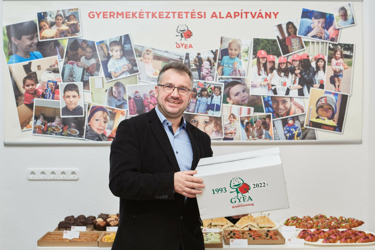 Látogatás a gyermekotthonban