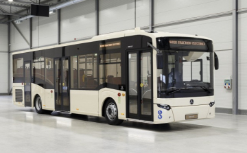 Hamarosan forgalomba áll az új, világszínvonalú magyar busz - A belsejétől elájulsz! 