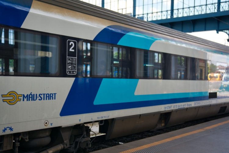 Megszűnnek a pótjegyek a MÁV-START és a GYSEV járatain