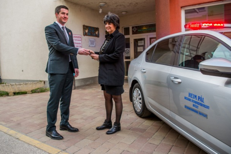 Ügyeleti autót kapott a Heim Pál Gyermekkórház