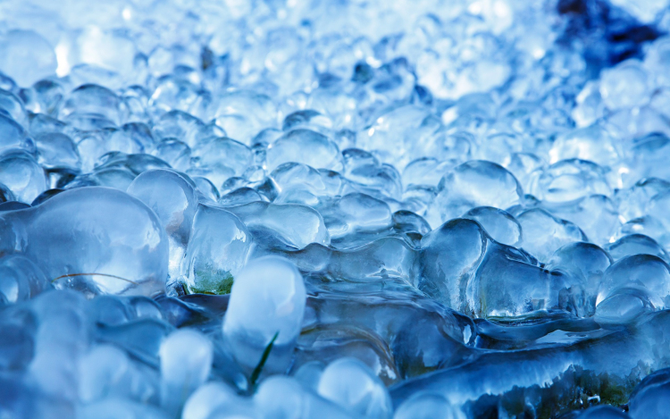 Csúszásveszély lehet a vízpartokon