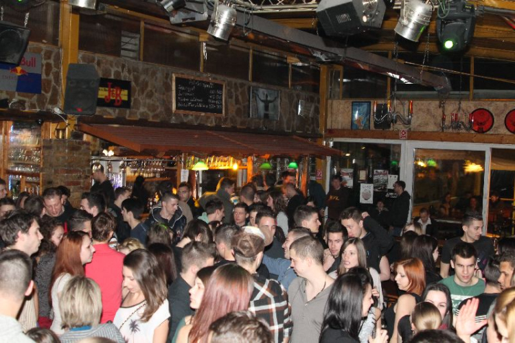 2013.04.10.Szerda Lapos Banhof Fotók:árpika