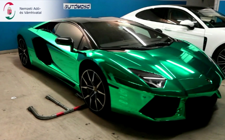 Lamborghini is volt a lefoglalt autók között