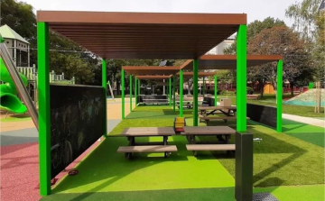 Innovatív játszótér épül a Mobilisnél