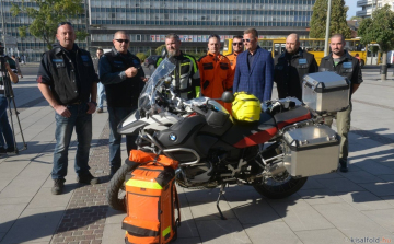 Új motort kaptak a győri speciális mentők