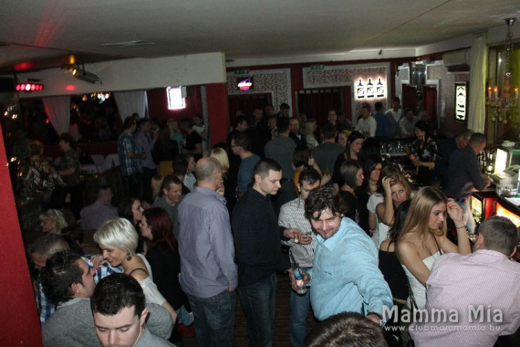 2013.03.08.Mamma Mia Nőnapi Hétvége  Király Vktor (1) Fotók:árpika