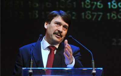 Áder János Győrben mondott beszédet