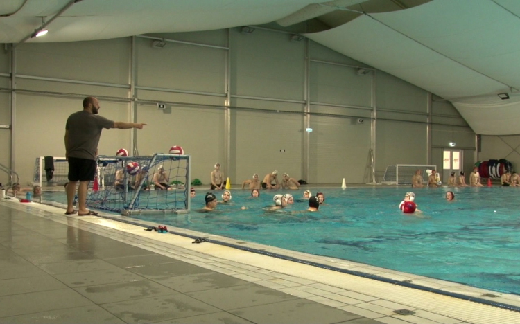 Finisbe érkeztek a vízilabda bajnokságok