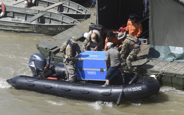 Hajóbaleset: Talán ma újra lemerülnek a búvárok