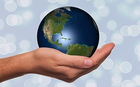 FÖLD ÓRÁJA: KAPCSOLJA LE ÖN IS!