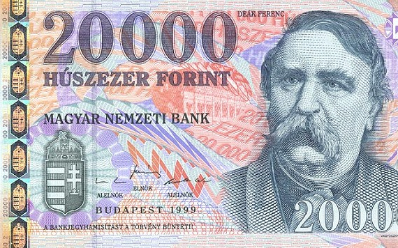 Hamis húszezressel vásárolt gyümölcsöt, keresi a rendőrség