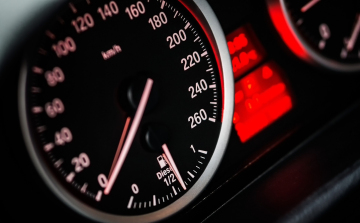 Eltűnt győri 15 éves fiút fogtak el egy autós üldözés után