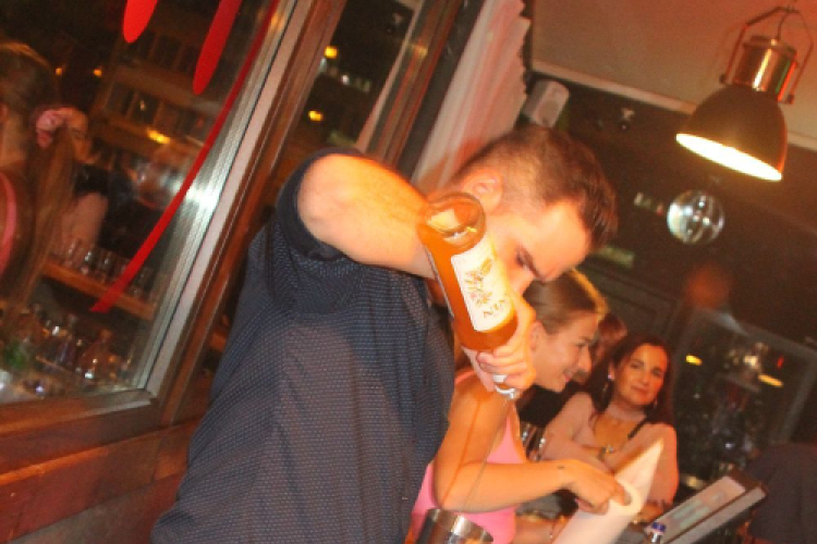 2020.09.12.Mamma Mia Nigel Stately 