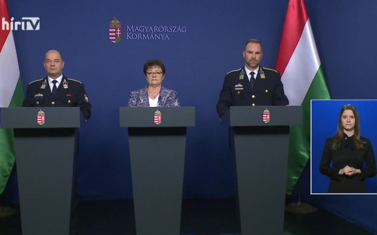 Országos tisztifőorvos: A maszk önmagában még nem elég a vírus megálltására