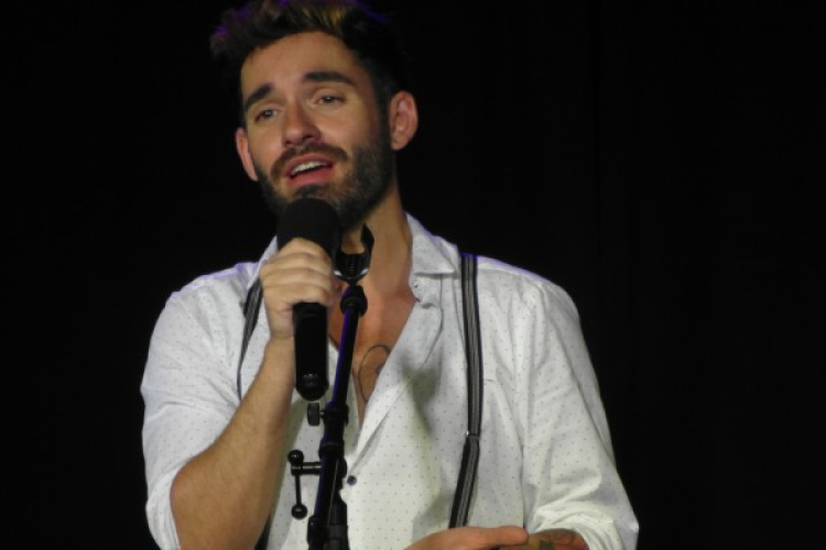 Óceánjáróról menekült a halálba a német popénekes