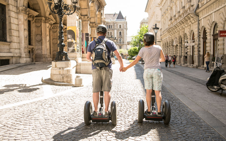 Több járművet is kitiltanak Budapest belvárosából