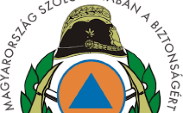 Kiégett egy garázs Győrújbaráton 