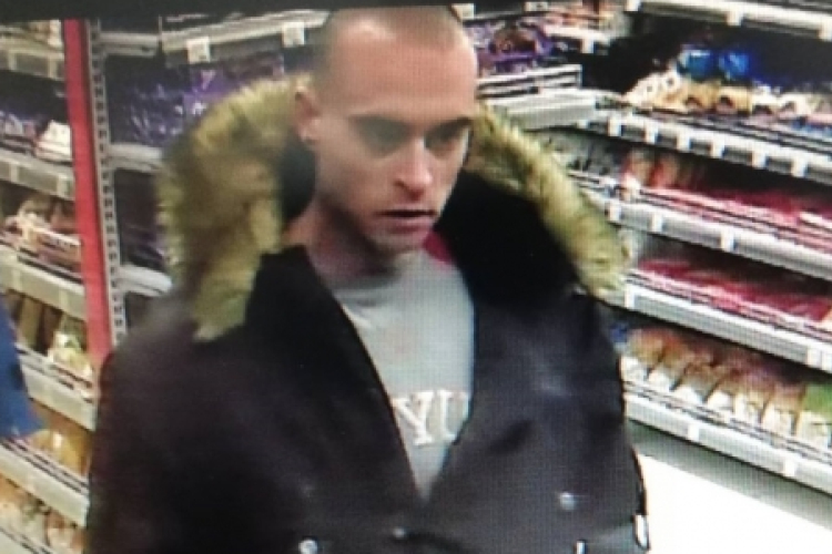 Kirabolta a motelt, miután megverte az alkalmazottat- Keresi a rendőrség