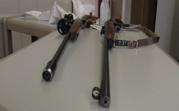 Lőfegyvereket rejtegetett otthonában egy ravazdi férfi