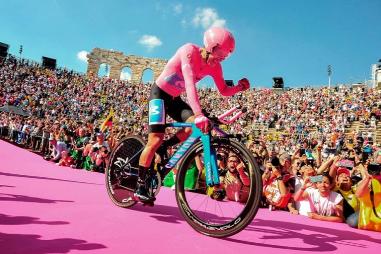 Hivatalos! A teljes Giro d'Italia programot törölték