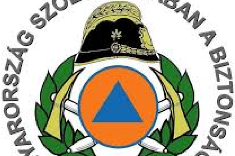 Kamionok ütköztek az M15-ös autóúton