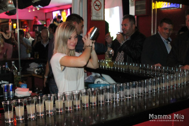 2014.04.04.Péntek Mamma Mia Házibuli Dj:Hubik fotók:árpika