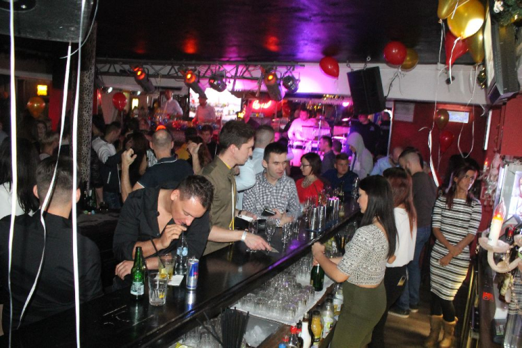 2016.12.31 Mamma Mia Szilveszteri Házibuli Dj:Balage&Solymi Conga Fotók:árpika 