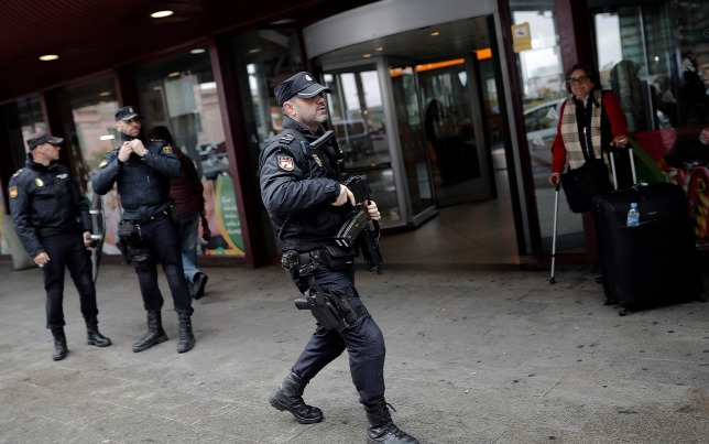 Gránátnak hitt övcsat miatt lezárták a madridi vasútállomást