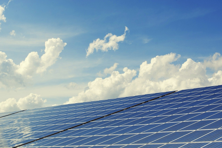 Napelemparkot létesít Győrben a Rába