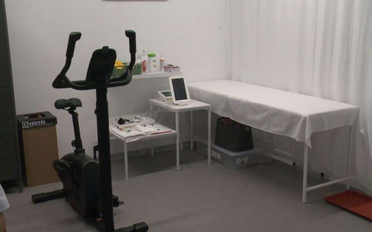 Megnyílt a Vöröskereszt új szűrőállomása Győrben