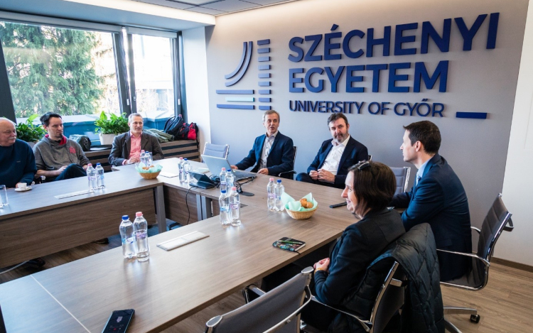 Új szak indul szeptemberben