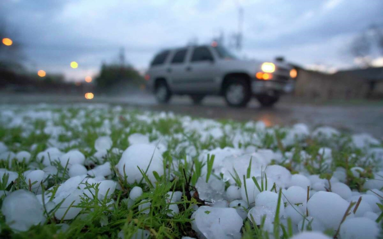 Elindult a jégeső szezon, védje meg autóját
