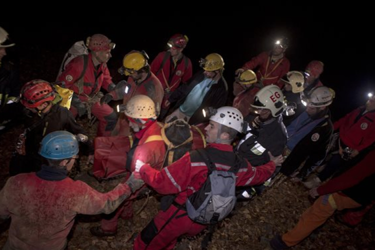 Mentés közben meghalt egy tűzoltó a Rám-szakadékban