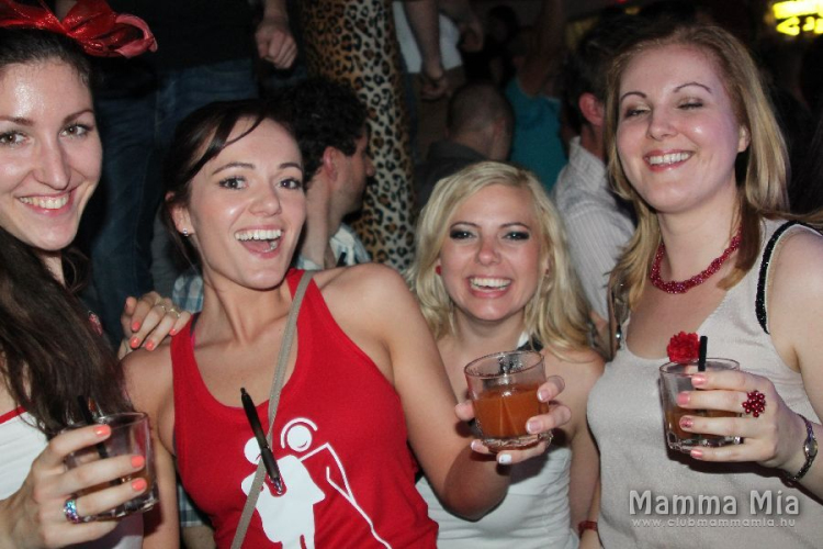 2013.05.25.szombat club Mamma Mia Dj:Balage Fotók.árpika