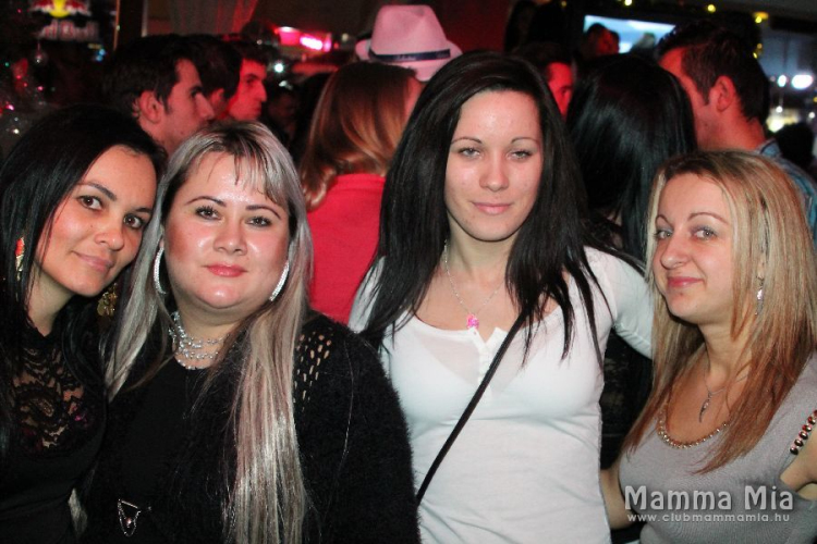 2013.12.25.Szerda Mamma Mia  Szingli Party Dj:Ice & Dj:Balage fotók:árpika