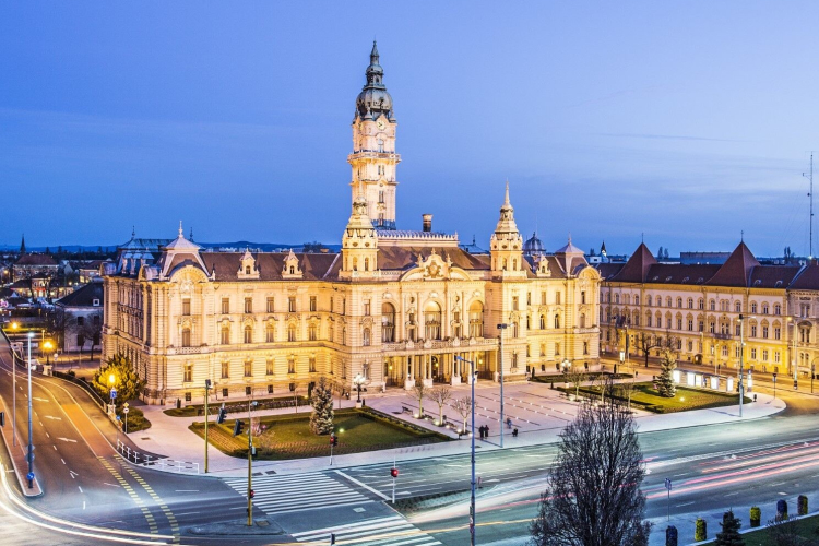 Elszálltak a költségek, hitelre lehet szükség