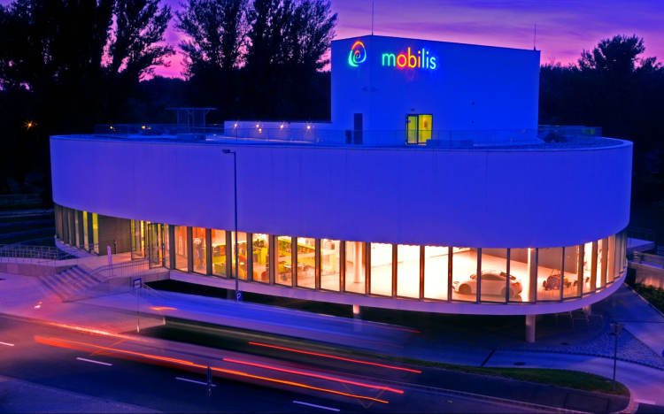 A mobilis lesz az önkéntesség központja