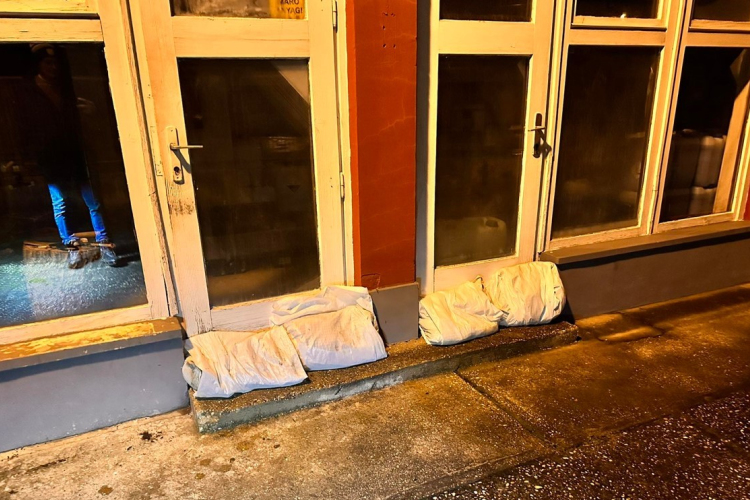 Károkat okozott az áradás a Magyar Vilmos Uszodánál