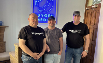 Irány a Közel-Kelet – egy szál motorral!