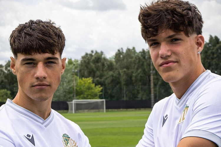 Két saját nevelésű akadémista kapott profi szerződést az ETO-nál