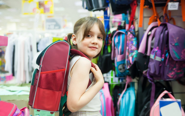 Már péntektől kézhez kaphatjuk a szeptemberi családtámogatásokat