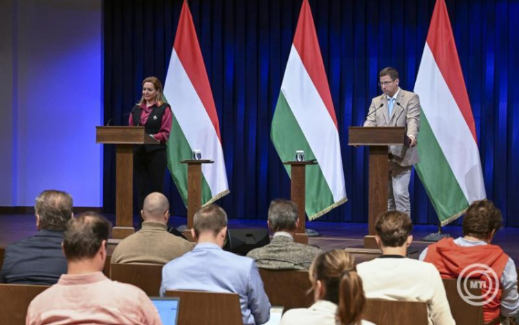 Gulyás Gergely: 1,6 százalékos kiegészítő nyugdíjemelésről döntött a kormány