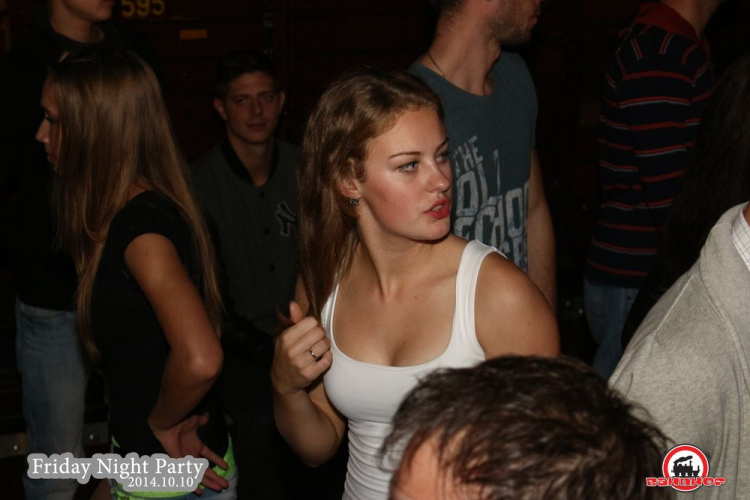 2014.10.10.Péntek - Friday Night Party