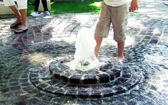 GYEREKNAPON NYIT A VIZES JÁTSZÓTÉR