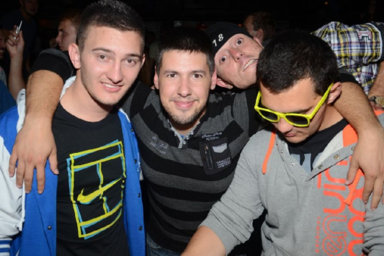 2013.09.20 Péntek lapos Banhof Fotók:adrián