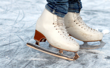 Advent: Jégpálya lesz a Dunakapu téren