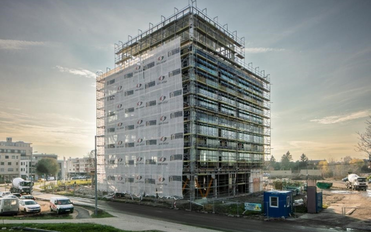 Elérte a végleges magasságát a Kekszgyári Kocka